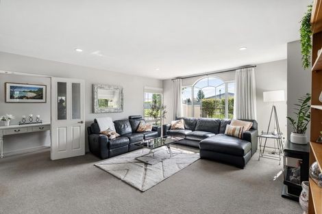 Photo of property in 30 Glasnevin Drive, Casebrook, Christchurch, 8051