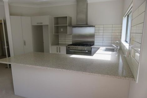 Photo of property in 15 Wantwood Grove, Churton Park, Wellington, 6037