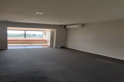Photo of property in 96 Kaikoura Street, Maupuia, Wellington, 6022