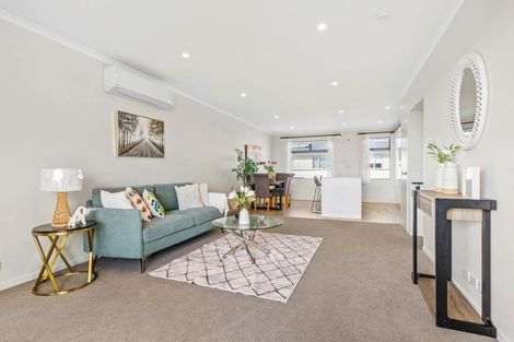 Photo of property in 43 Bonnette Road, Flat Bush, Auckland, 2019