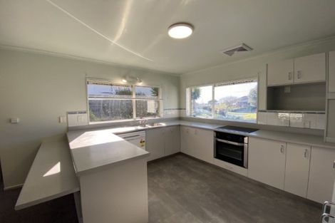 Photo of property in 165 Heta Road, Highlands Park, New Plymouth, 4312