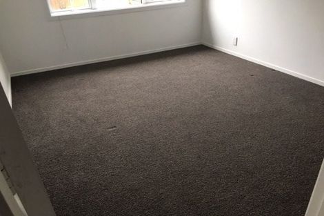 Photo of property in 67 Hogans Road, Glenfield, Auckland, 0629