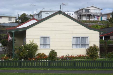 Photo of property in 19d Kenmore Street, Westown, New Plymouth, 4310