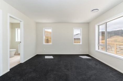 Photo of property in 7 Swinton Place, Churton Park, Wellington, 6037