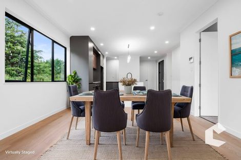 Photo of property in 24c Scarlock Avenue, Browns Bay, Auckland, 0630