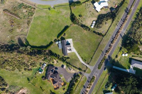 Photo of property in 66 Waitarere Rise Avenue, Waitarere, Levin, 5510