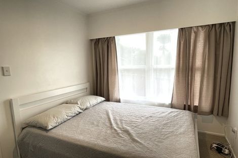 Photo of property in 42 Cheval Drive, Totara Vale, Auckland, 0629