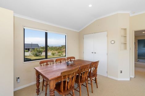 Photo of property in 15 Aranui Avenue, Waitarere Beach, Levin, 5510