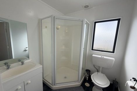 Photo of property in 35 Jones Crescent, Melville, Hamilton, 3206