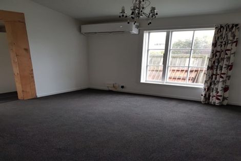 Photo of property in 180 Springfield Road, St Albans, Christchurch, 8014