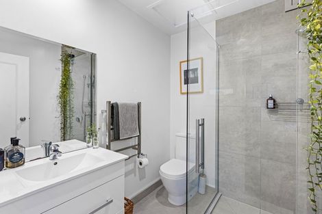 Photo of property in 1 Dunrobin Place, Avonhead, Christchurch, 8042