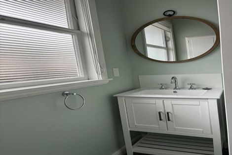 Photo of property in 18 Windsor Street, Terrace End, Palmerston North, 4410