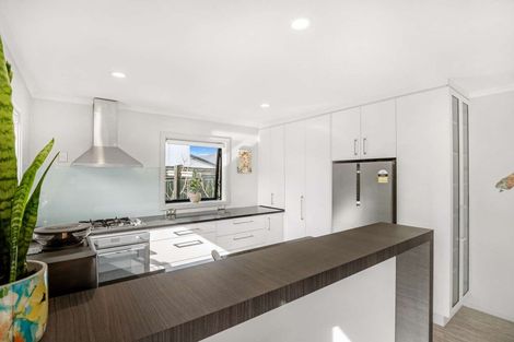 Photo of property in 3/48 Mcfaddens Road, St Albans, Christchurch, 8052