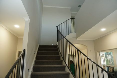 Photo of property in 24 Leburn Crescent, Flat Bush, Auckland, 2016