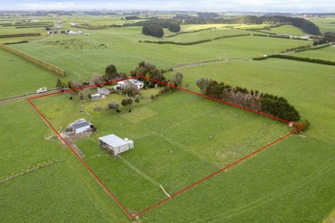 Photo of property in 235 Manutahi Road, Manutahi, Patea, 4598