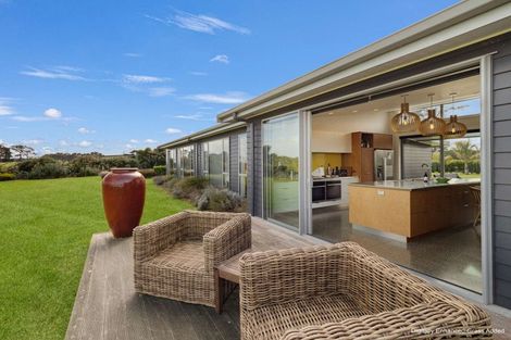 Photo of property in 106b Watt Livingstone Road, Westmere, Whanganui, 4574