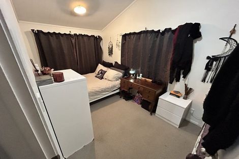 Photo of property in 11 Garth Place, Manurewa, Auckland, 2102