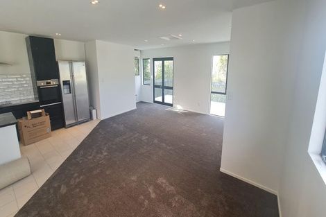 Photo of property in 7 Garden Road, Northland, Wellington, 6012
