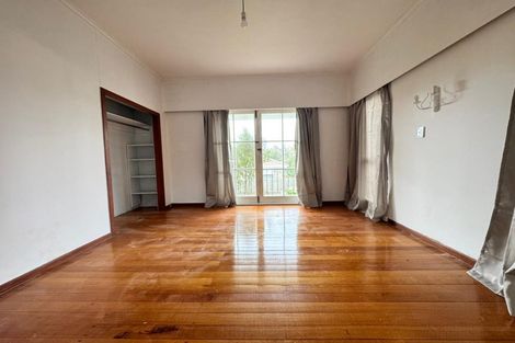 Photo of property in 9 Spargo Road, Massey, Auckland, 0614