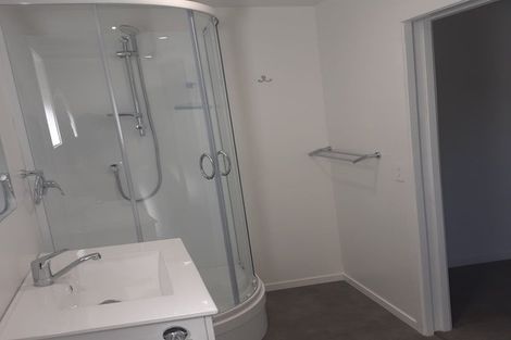 Photo of property in 12 Staysail Place, Whitby, Porirua, 5024