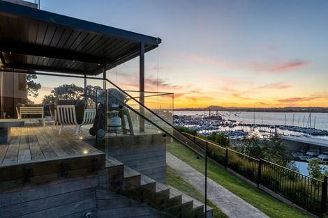 Photo of property in 47c Takutai Avenue, Half Moon Bay, Auckland, 2012