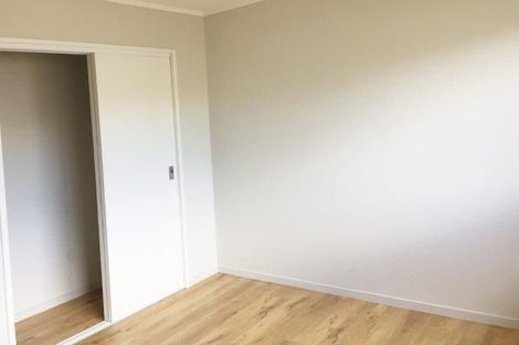 Photo of property in 20 Imperial Place, Henderson, Auckland, 0612