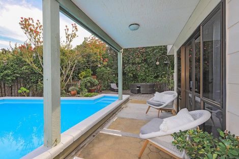 Photo of property in 17 Ewan Place, Taradale, Napier, 4112