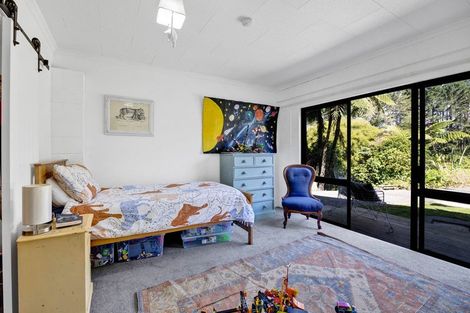 Photo of property in 17 Linda Street, Oakura, 4314