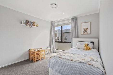 Photo of property in 17 Eyton Kay Road, Hobsonville, Auckland, 0616