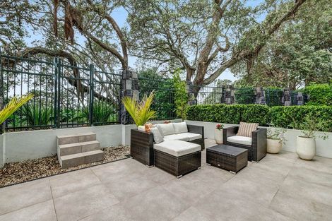 Photo of property in 1/7 The Promenade, Takapuna, Auckland, 0622