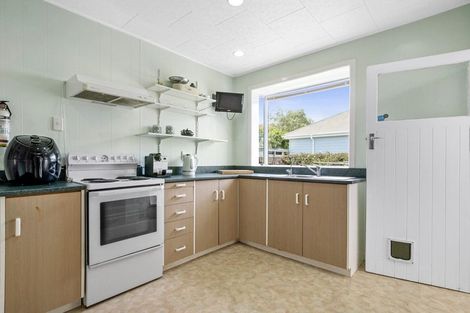 Photo of property in 23 Taupaki Road, Taupaki, Henderson, 0782
