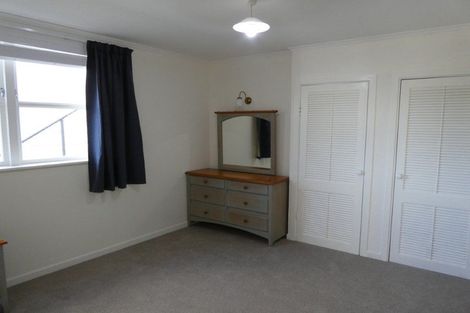 Photo of property in 29 Grove Road, Kelburn, Wellington, 6012