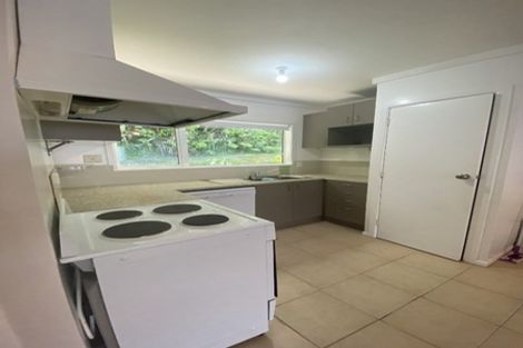 Photo of property in 15f1 Bloomsbury Grove, Newlands, Wellington, 6037