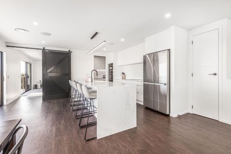 Photo of property in 94 Kotare Street, Waikanae, 5036