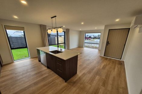 Photo of property in 23 Poipoi Place, Aranui, Christchurch, 8061