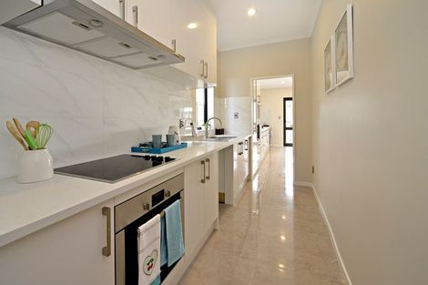 Photo of property in 63 Castlederg Drive, Flat Bush, Auckland, 2019