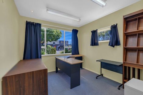 Photo of property in 1/294 Wairakei Road, Bryndwr, Christchurch, 8053
