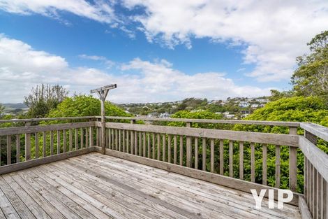 Photo of property in 133 Ruskin Road, Newlands, Wellington, 6037