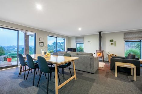 Photo of property in 42c Kaipara View Road, Helensville, 0875