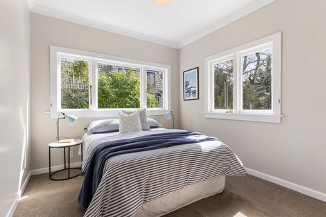 Photo of property in 1/20 Zion Road, Birkenhead, Auckland, 0626