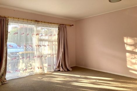 Photo of property in 89a/2 Royal Road, Massey, Auckland, 0614