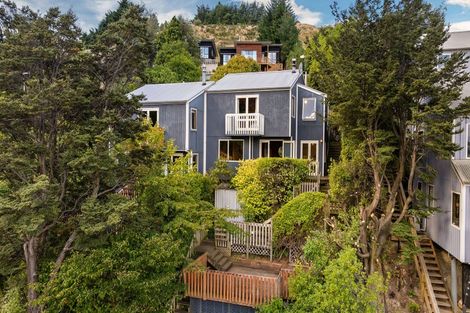 Photo of property in 30a Mackinnon Terrace, Sunshine Bay, Queenstown, 9300