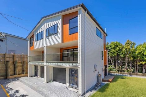 Photo of property in 6/20 William Souter Street, Forrest Hill, Auckland, 0620