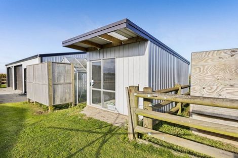 Photo of property in 105 Mawhitiwhiti Road, Normanby, Hawera, 4675