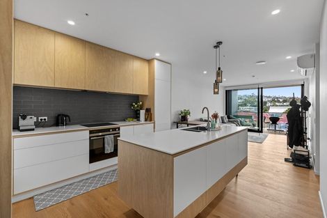 Photo of property in 304/32 Anzac Road, Browns Bay, Auckland, 0630