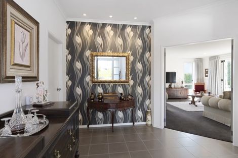 Photo of property in 2 Kakapo Place, Pyes Pa, Tauranga, 3112