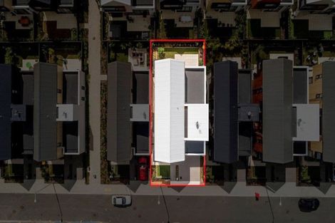 Photo of property in 12 Isitt Road, Hobsonville, Auckland, 0616