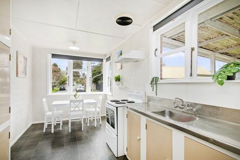 Photo of property in 11 Davis Crescent, Elderslea, Upper Hutt, 5018