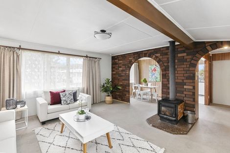 Photo of property in 33 Kairanga Crescent, Wainuiomata, Lower Hutt, 5014