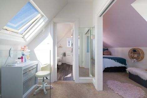 Photo of property in 121 Tasman Street, Nelson, 7010